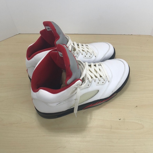 Air Jordan 5 Retro Fire Red Silver Tongue Sz 13 - Picture 7 of 16